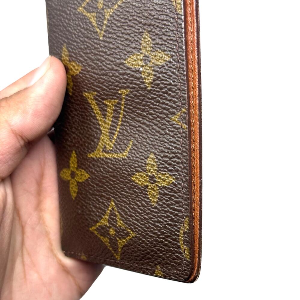 Louis Vuitton Monogram Bifold Wallet - Picture 8 of 16